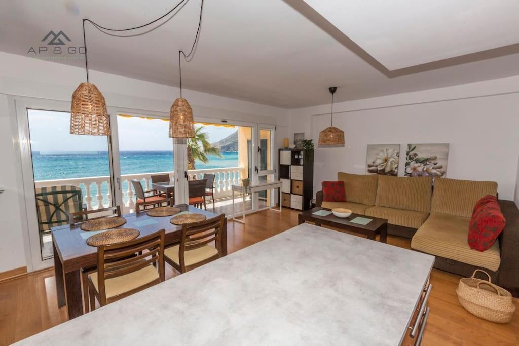 Castillo Beachfront Seaviews La Herradura  Luaran gambar